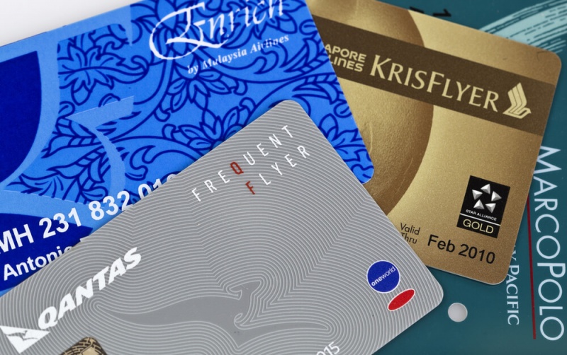 File:FrequentFlyerCards.jpg